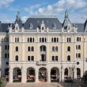 w-budapest.inbudapesthotels.com/